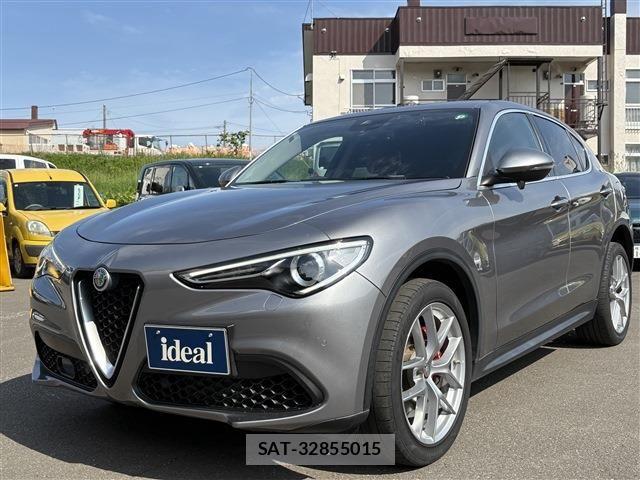 ALFA ROMEO STELVIO 2018-07 1202198-8