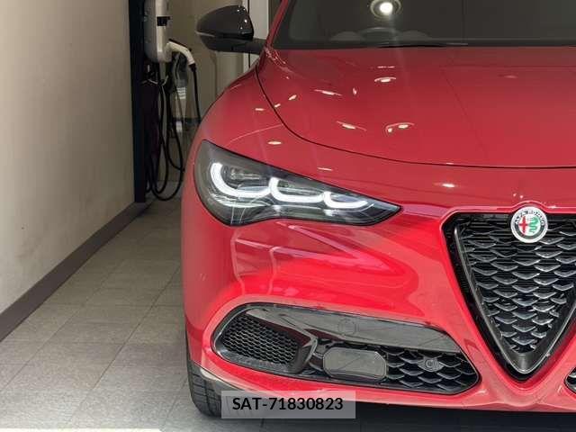 ALFA ROMEO STELVIO 2023-06 3355050-6