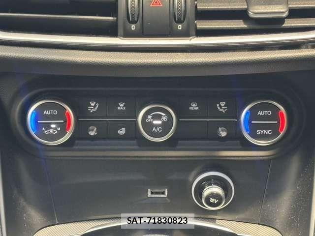 ALFA ROMEO STELVIO 2023-06 3355050-8