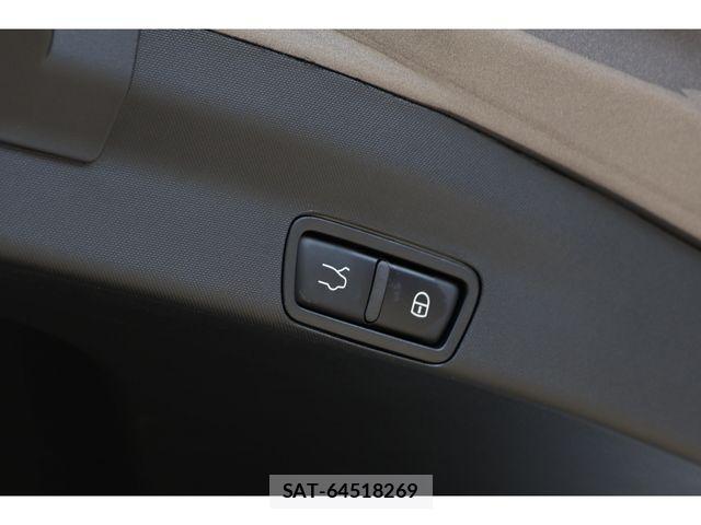 ALFA ROMEO STELVIO 2023-01 3764626-27