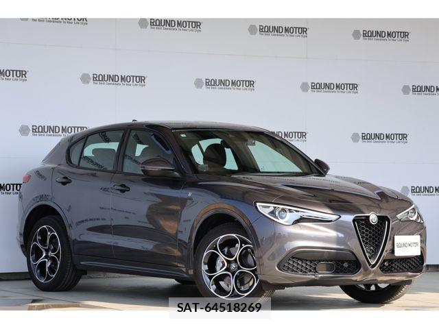 ALFA ROMEO STELVIO 2023-01 3764626-3