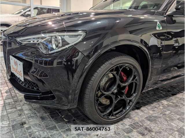 ALFA ROMEO STELVIO 2023-09 3764623-7