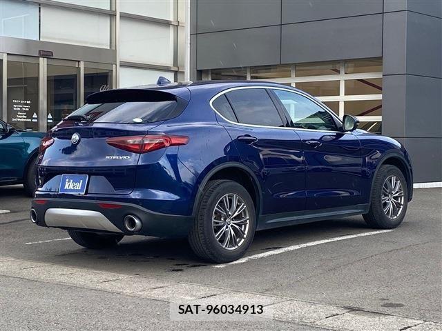 ALFA ROMEO STELVIO 2019-02 3932938-4