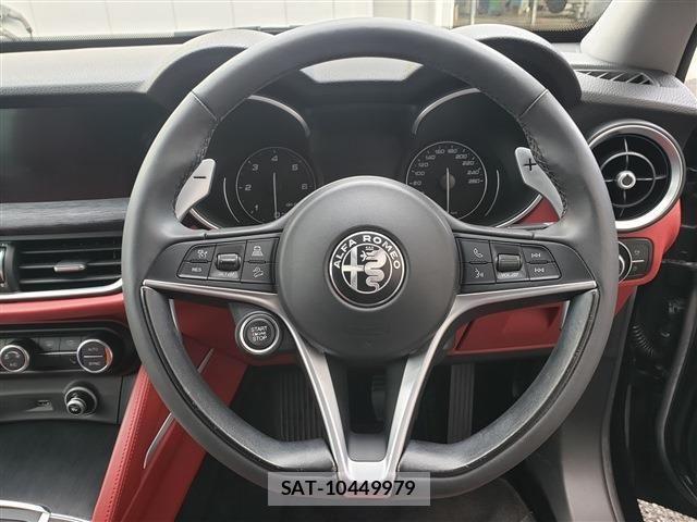 ALFA ROMEO STELVIO 2019-04 4108147-15