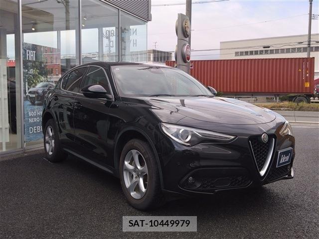 ALFA ROMEO STELVIO 2019-04 4108147-2