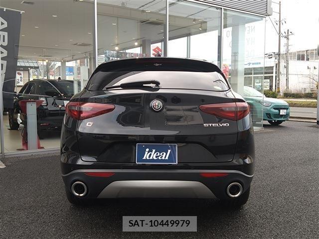 ALFA ROMEO STELVIO 2019-04 4108147-5