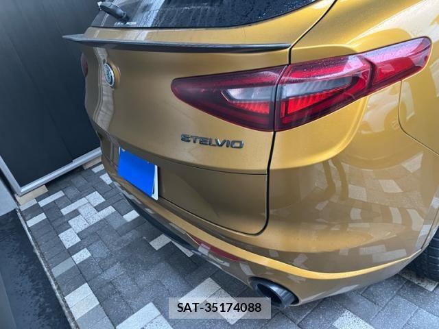 ALFA ROMEO STELVIO 2022-03 6008228-8