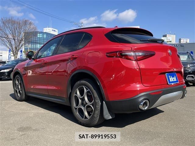 ALFA ROMEO STELVIO 2019-12 6610251-6