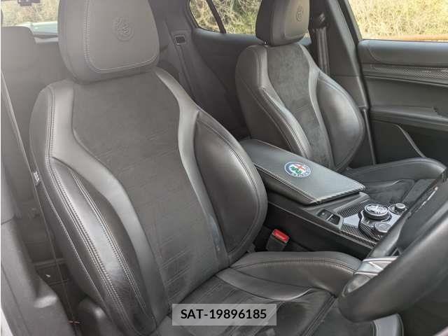 ALFA ROMEO STELVIO 2020-08 6674788-12