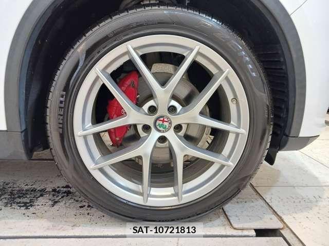 ALFA ROMEO STELVIO 2018-07 7214054-16