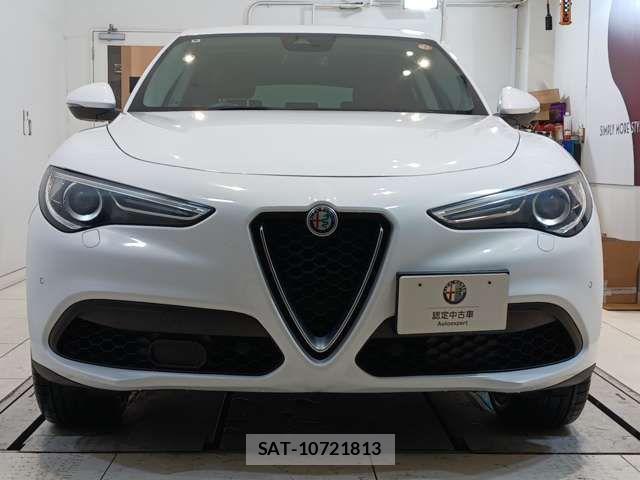 ALFA ROMEO STELVIO 2018-07 7214054-2