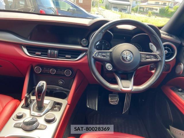 ALFA ROMEO STELVIO 2021-11 7214059-17
