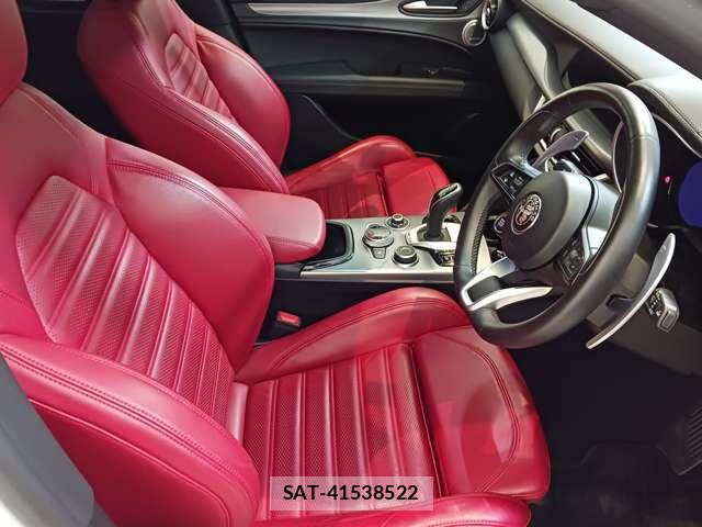 ALFA ROMEO STELVIO 2023-06 7325244-14