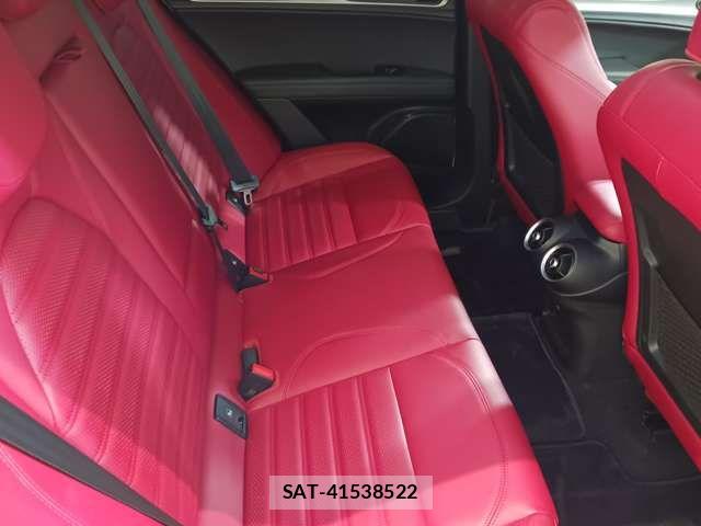 ALFA ROMEO STELVIO 2023-06 7325244-16