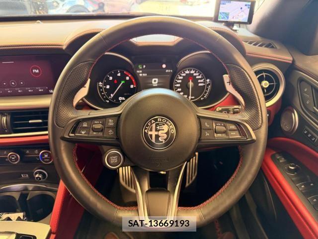 ALFA ROMEO STELVIO 2021-06 7499300-14