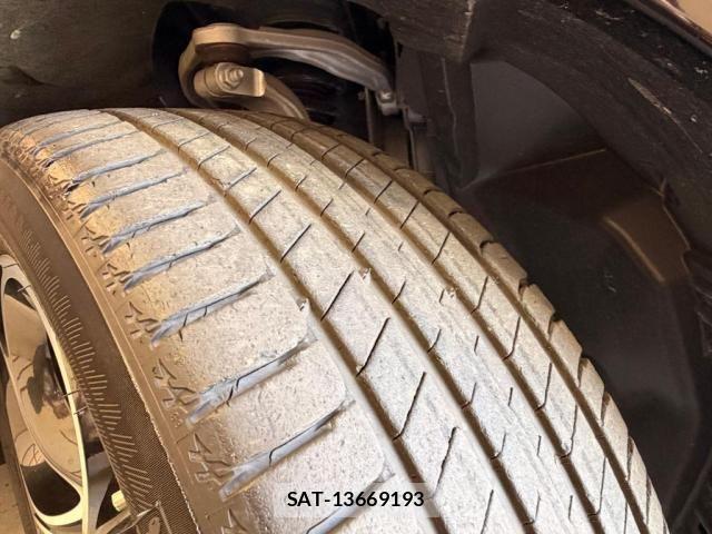 ALFA ROMEO STELVIO 2021-06 7499300-7