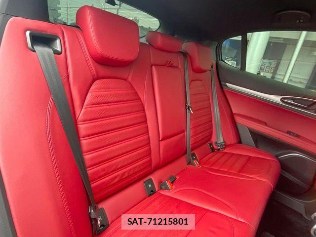 ALFA ROMEO STELVIO 2021-06 7499301-9