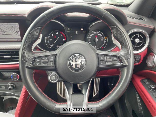 ALFA ROMEO STELVIO 2021-06 7499301-11