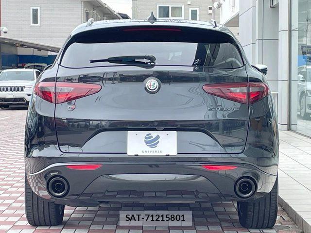 ALFA ROMEO STELVIO 2021-06 7499301-15