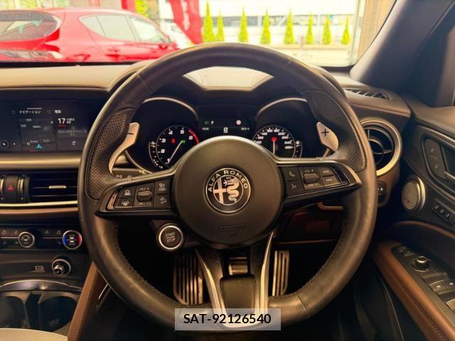 ALFA ROMEO STELVIO 2021-12 7720039-12