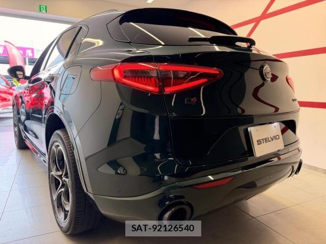 ALFA ROMEO STELVIO 2021-12 7720039-4