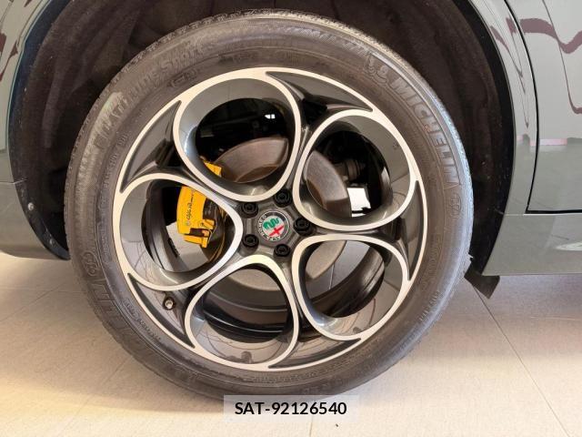 ALFA ROMEO STELVIO 2021-12 7720039-8