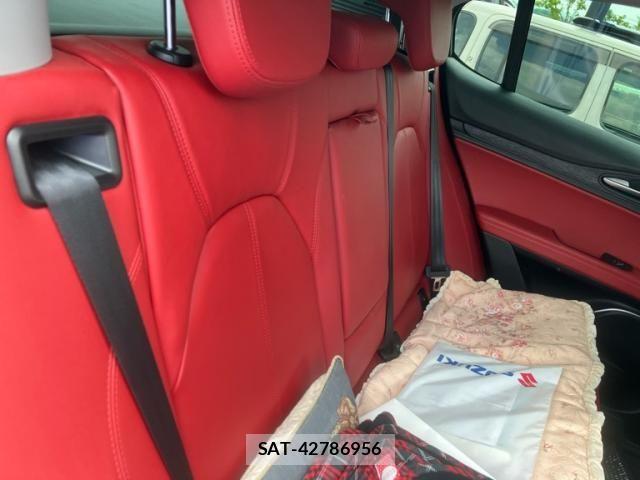 ALFA ROMEO STELVIO 2020-09 7875079-5