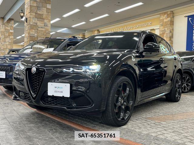 ALFA ROMEO STELVIO 2023-06 7902154-8