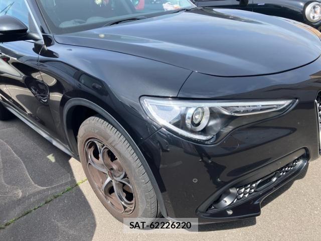 ALFA ROMEO STELVIO 2019-03 7978352-2