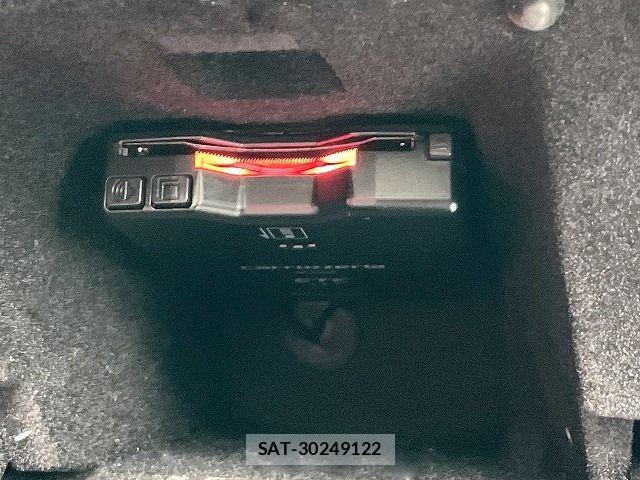 ALFA ROMEO STELVIO 2022-04 7978351-9