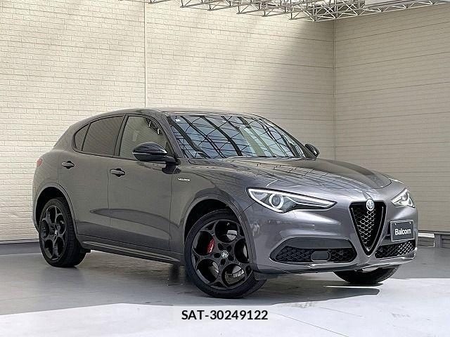 ALFA ROMEO STELVIO 2022-04 7978351-15