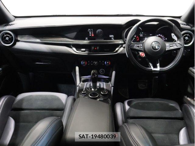 ALFA ROMEO STELVIO 2019-09 7978350-2