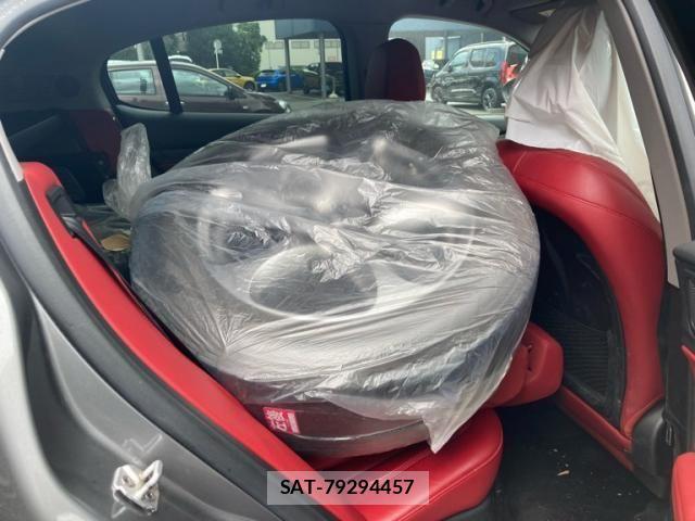 ALFA ROMEO STELVIO 2019-08 8097717-15
