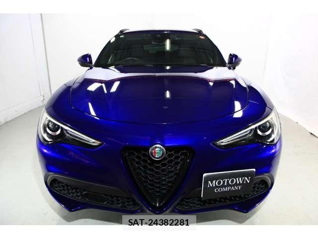 ALFA ROMEO STELVIO 2021-10 8097715-1