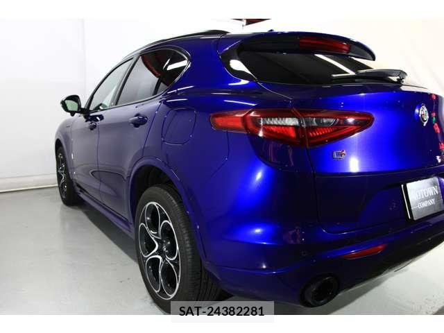 ALFA ROMEO STELVIO 2021-10 8097715-25