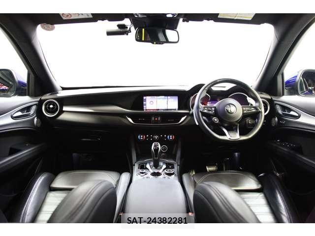 ALFA ROMEO STELVIO 2021-10 8097715-3