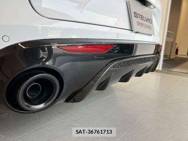ALFA ROMEO STELVIO 2024-05 8206051-12