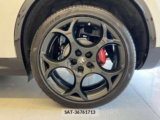 ALFA ROMEO STELVIO 2024-05 8206051-18
