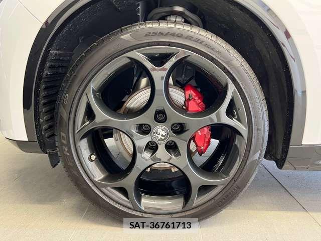 ALFA ROMEO STELVIO 2024-05 8206051-19