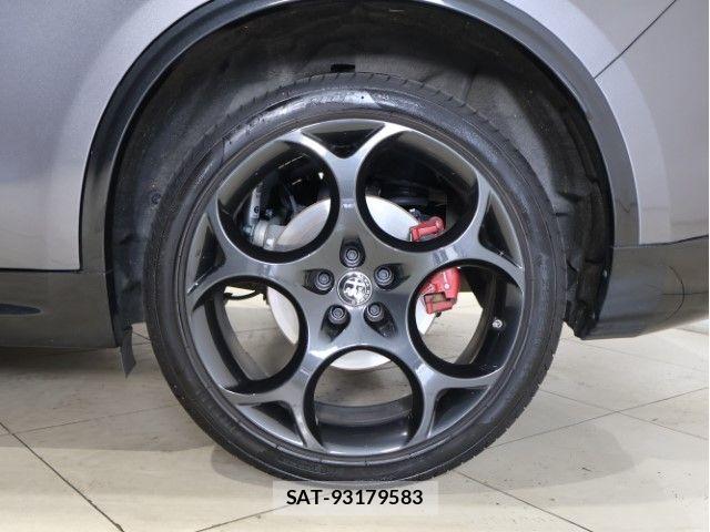 ALFA ROMEO STELVIO 2025-06 8228739-14