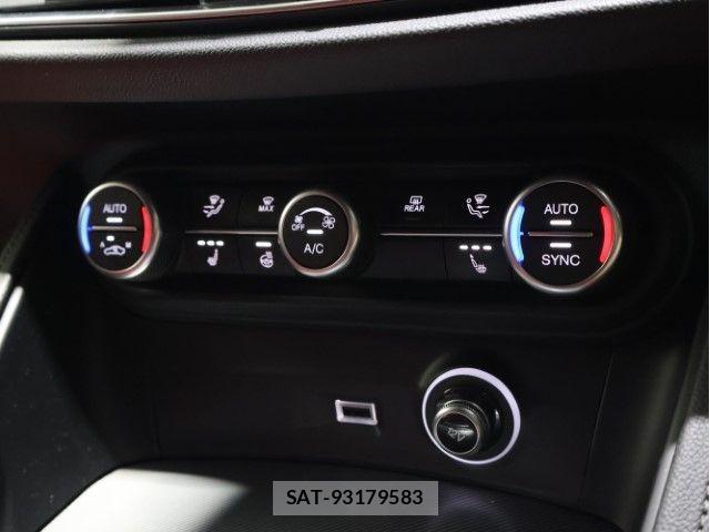 ALFA ROMEO STELVIO 2025-06 8228739-24