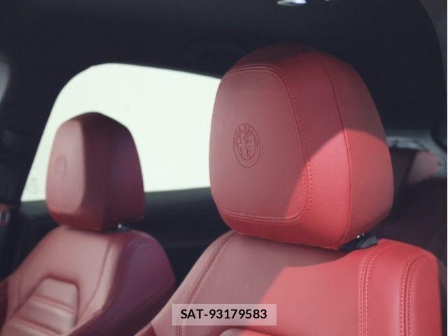 ALFA ROMEO STELVIO 2025-06 8228739-3