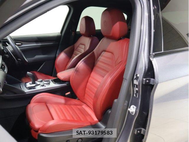ALFA ROMEO STELVIO 2025-06 8228739-4