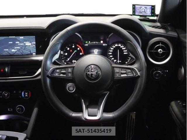 ALFA ROMEO STELVIO 2022-06 8364477-19