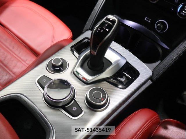 ALFA ROMEO STELVIO 2022-06 8364477-23