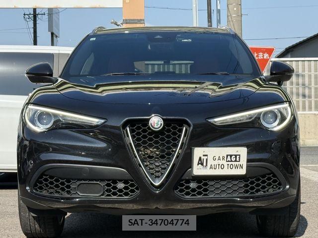 ALFA ROMEO STELVIO 2019-10 8364481-1