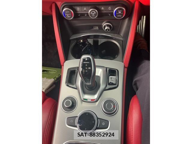 ALFA ROMEO STELVIO 2021-11 8410666-24