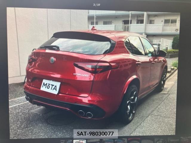 ALFA ROMEO STELVIO 2019-11 8560924-3