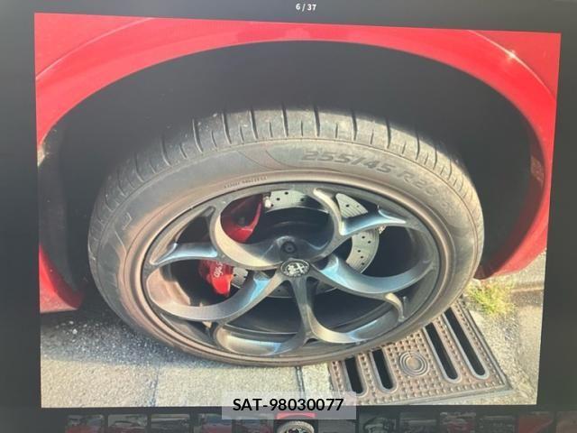 ALFA ROMEO STELVIO 2019-11 8560924-5