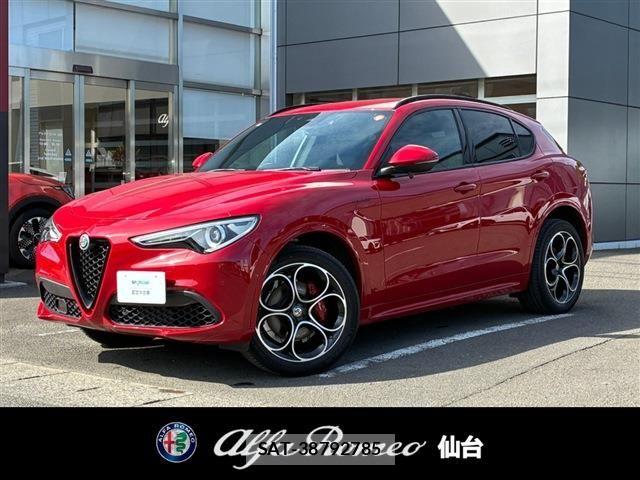 ALFA ROMEO STELVIO 2022-06 8625601-0
